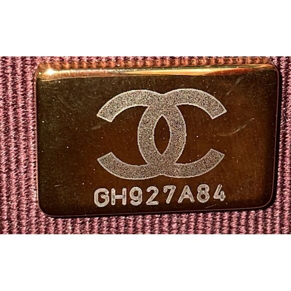 Chanel Turnlock CC Wallet on Chain Quilted Caviar Black - Picture 6 of 6